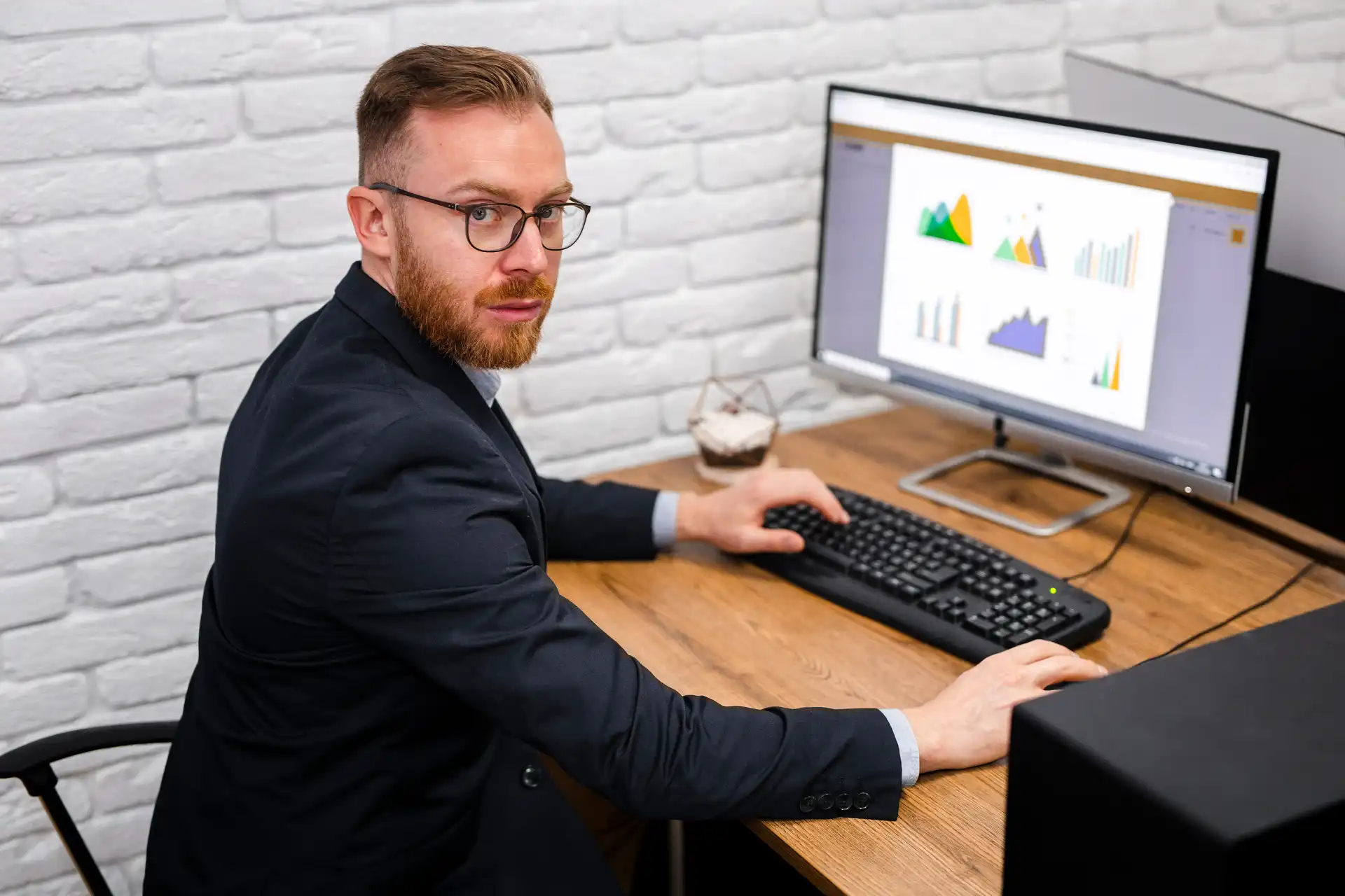 Laptop displaying combined study results and effect size calculations used in meta analysis research.